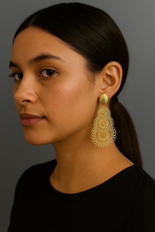 "Goud filigraan design"