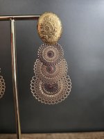 "Goud filigraan design"